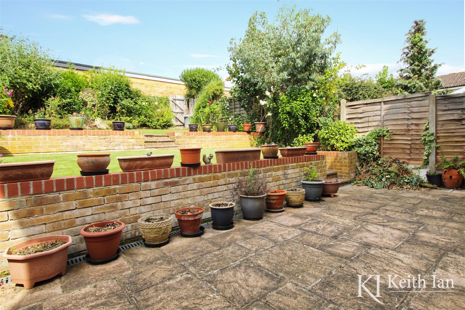 Smarts Green, Cheshunt, Waltham Cross Keith Ian